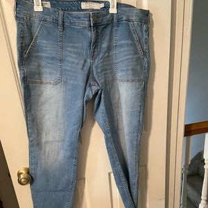 Plus size crop/capris